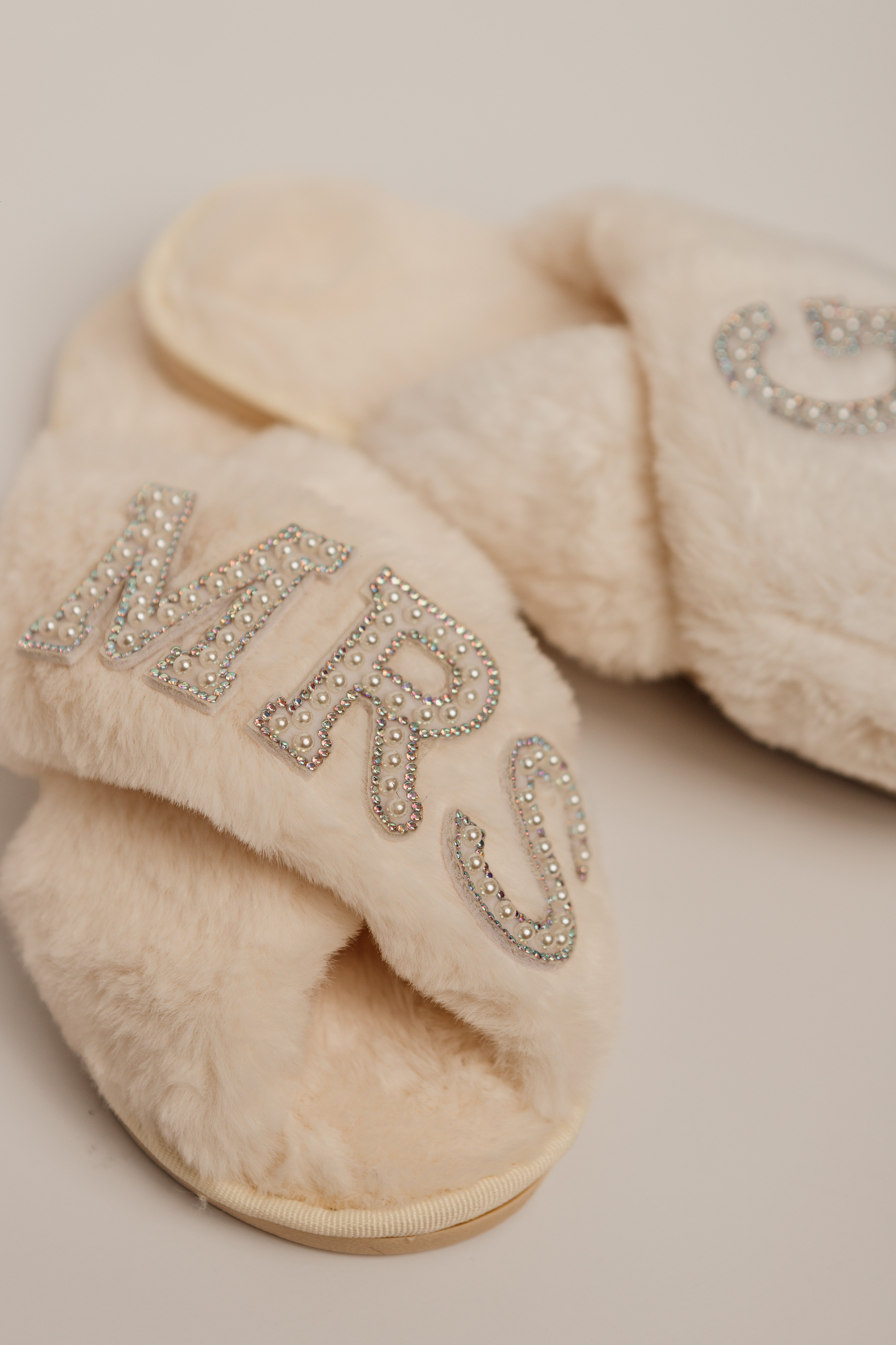 Pantuflas De Novia Personalizadas / Regalo De Dama De Honor / Set De Regalo Para Despedida De Soltera / Pantuflas Mullidas Personalizadas / Set Para Fiesta Nupcial -skuSHE - España