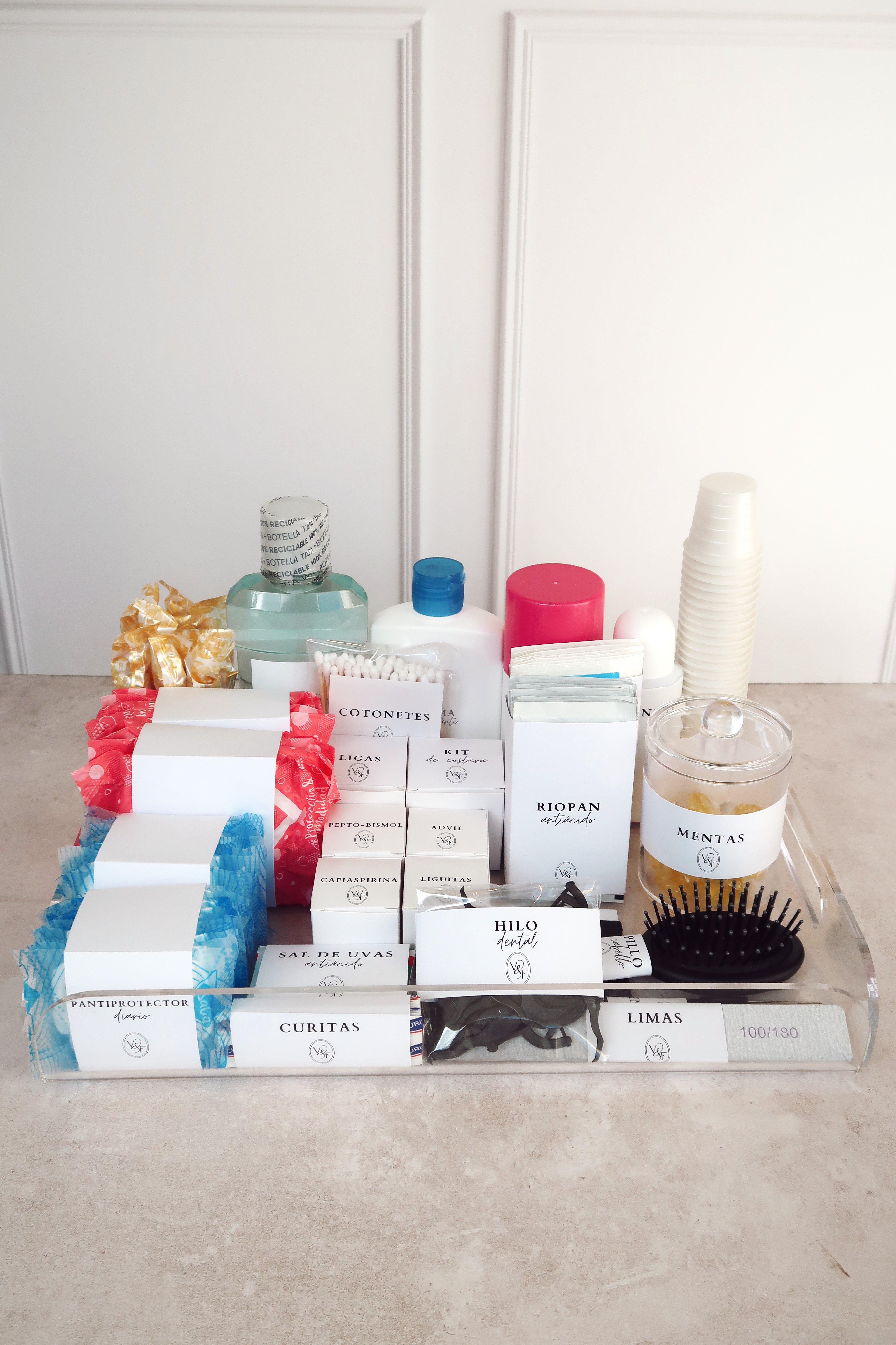 Charolas de Baño y Caja para Sobres