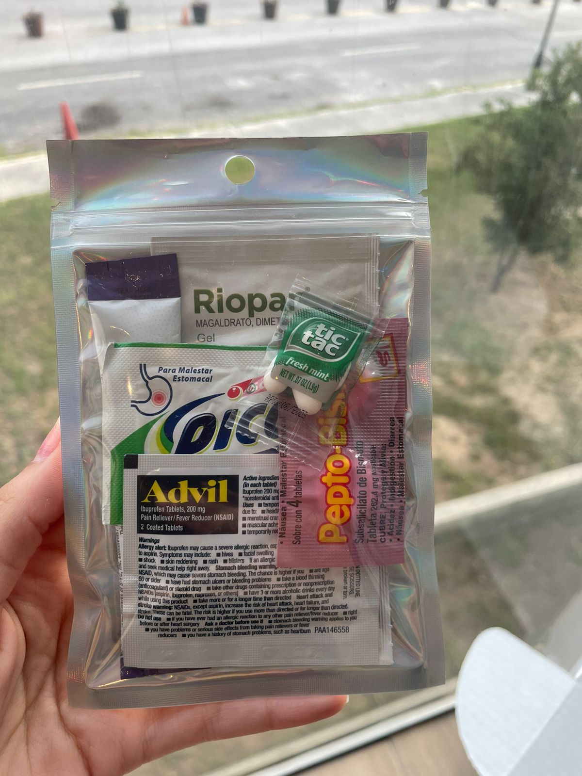 Hangover Kit Bolsa Tornasol