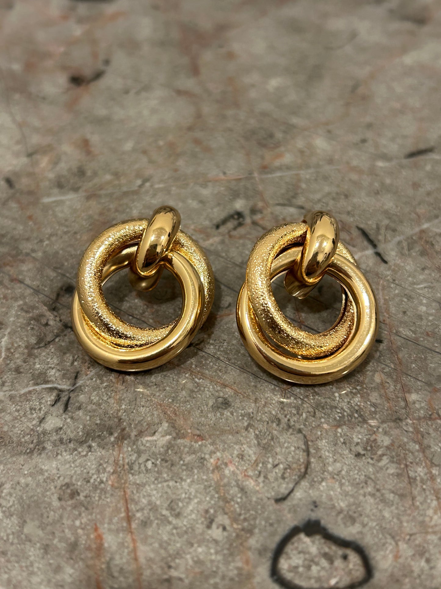 Aretes Cruzados Grandes