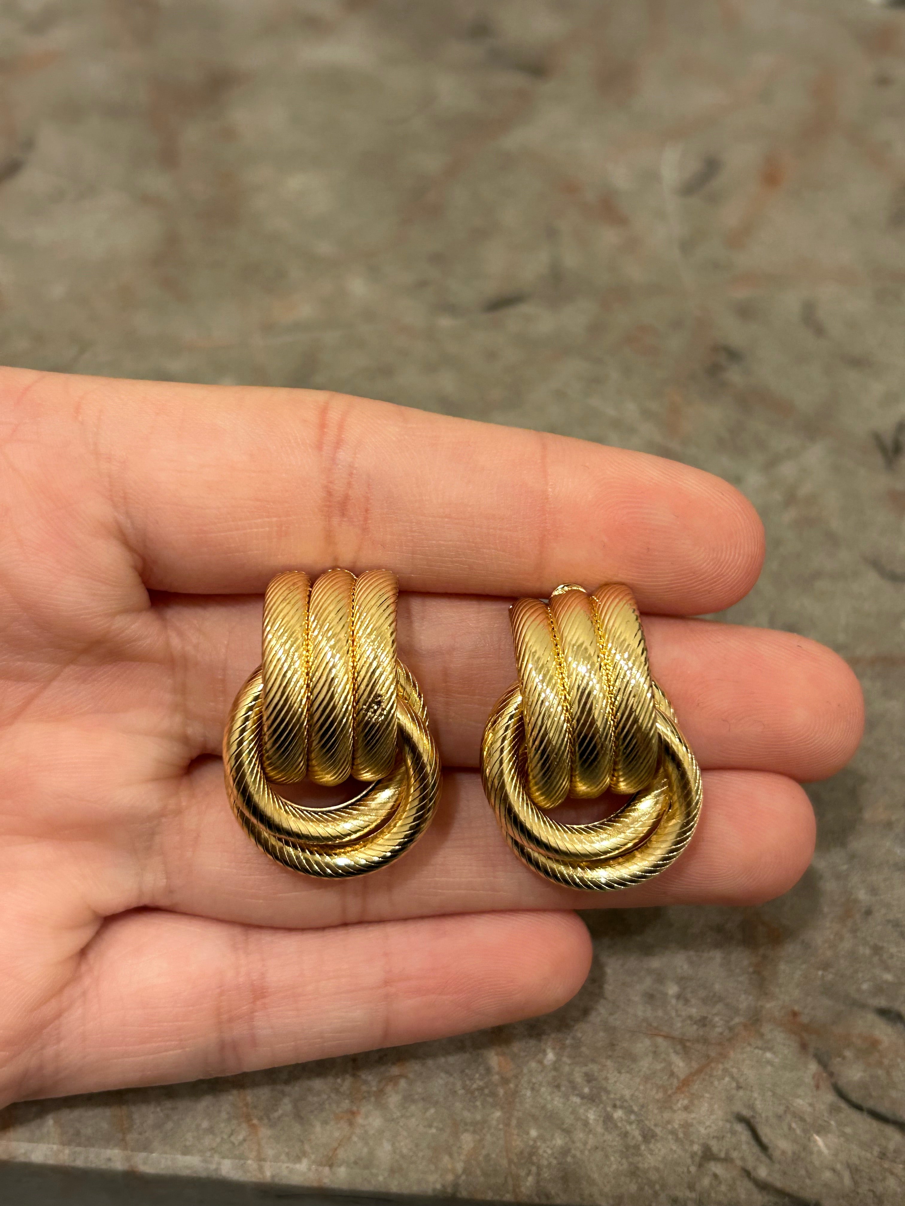 Aretes Cruzados Medianos