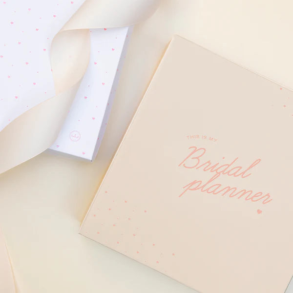 Bridal planner organizador de boda con caja rígida y secciones para planificación.