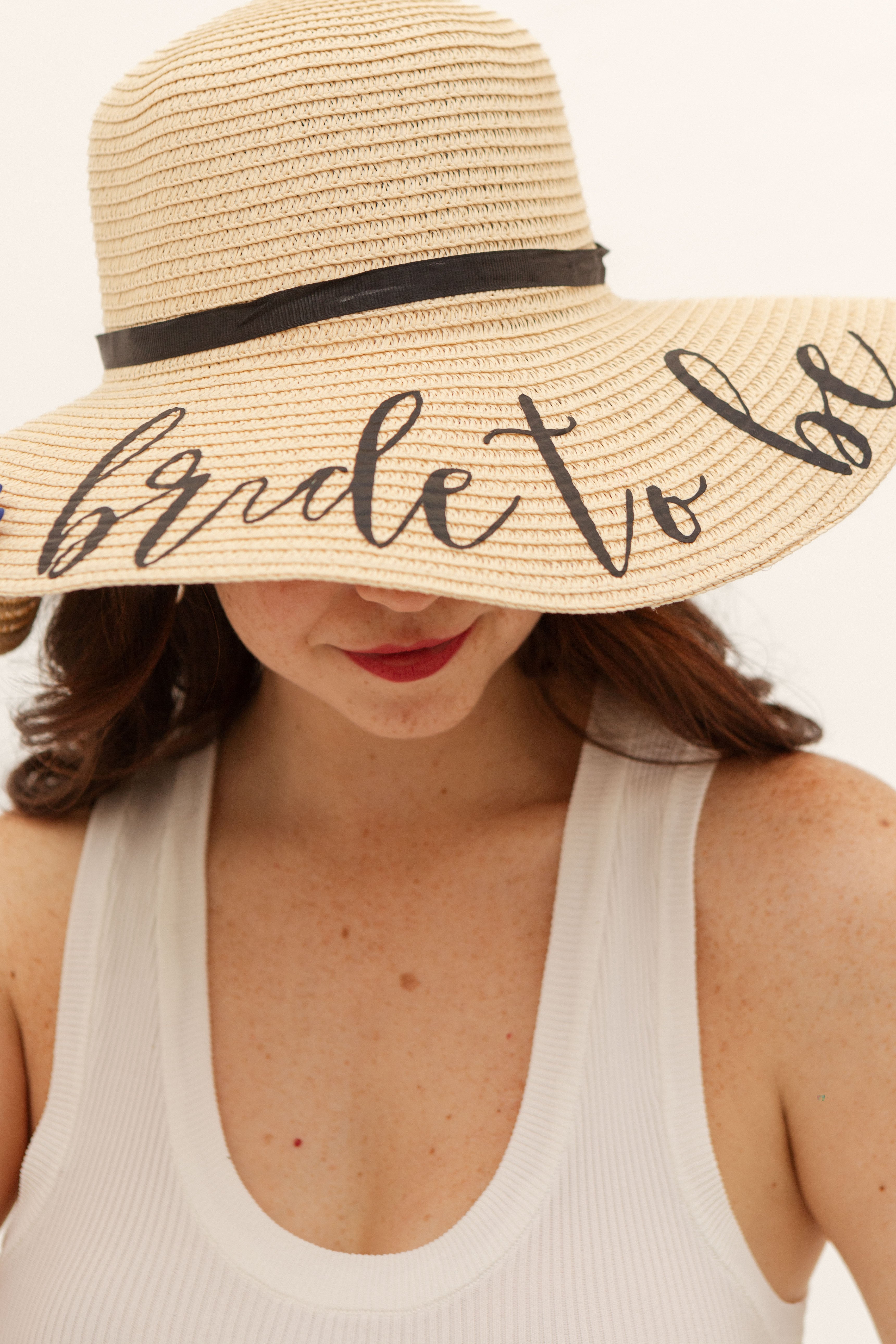 Sombrero Playero "Bride to Be"