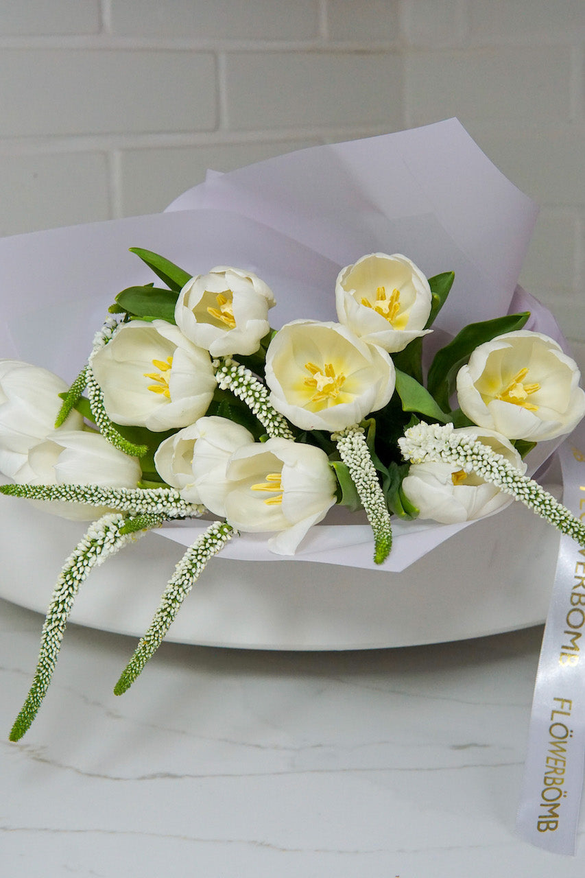 Bridal Tulips Bouquet - Flöwerbömb