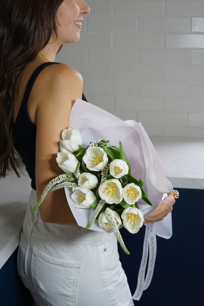 Bridal Tulips Bouquet - Flöwerbömb