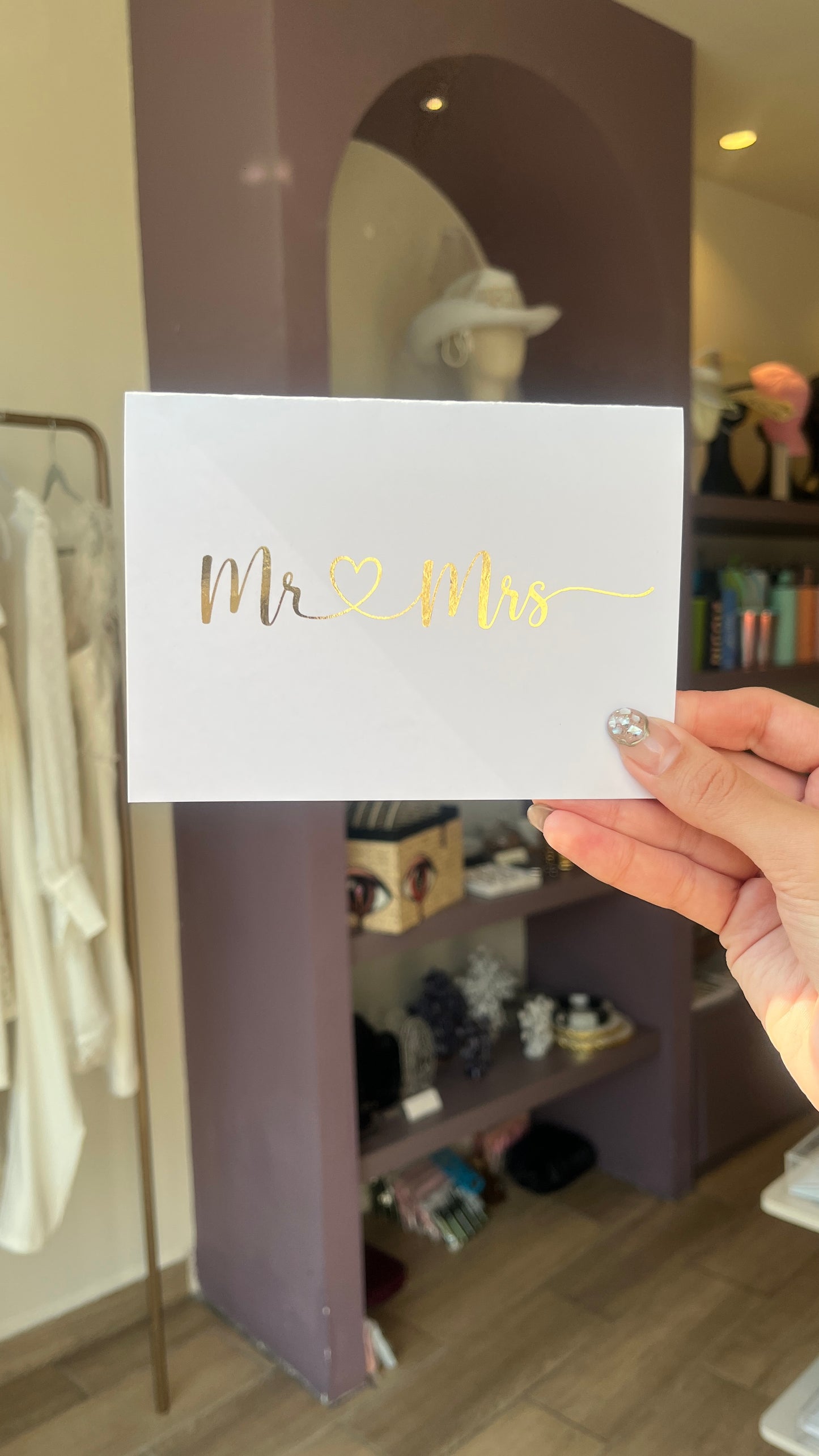 Tarjeta foil " Mr <3 Mrs"