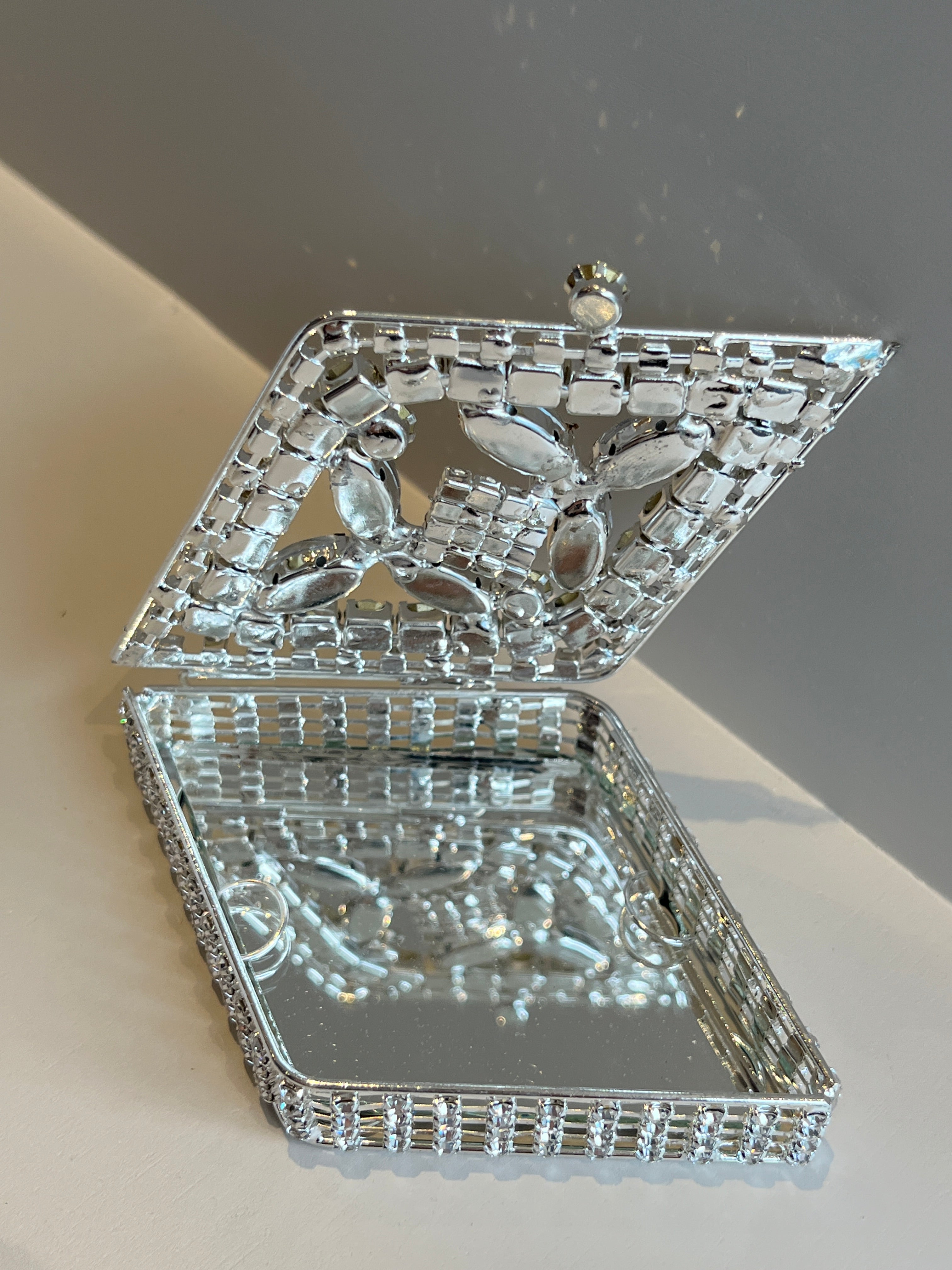 Cofre Rombo con Arras