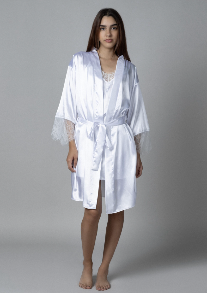 Bata de Encaje Blanca / White Lace Robe
