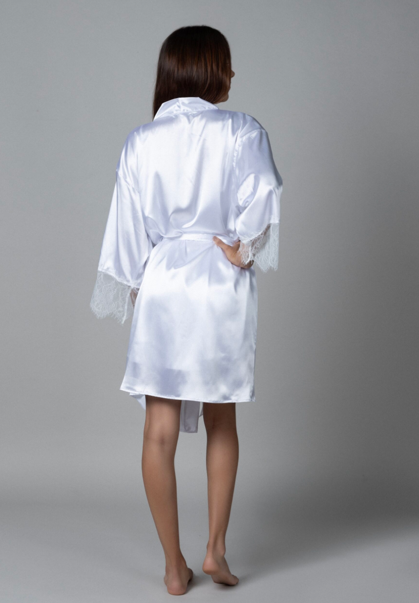 Bata de Encaje Blanca / White Lace Robe