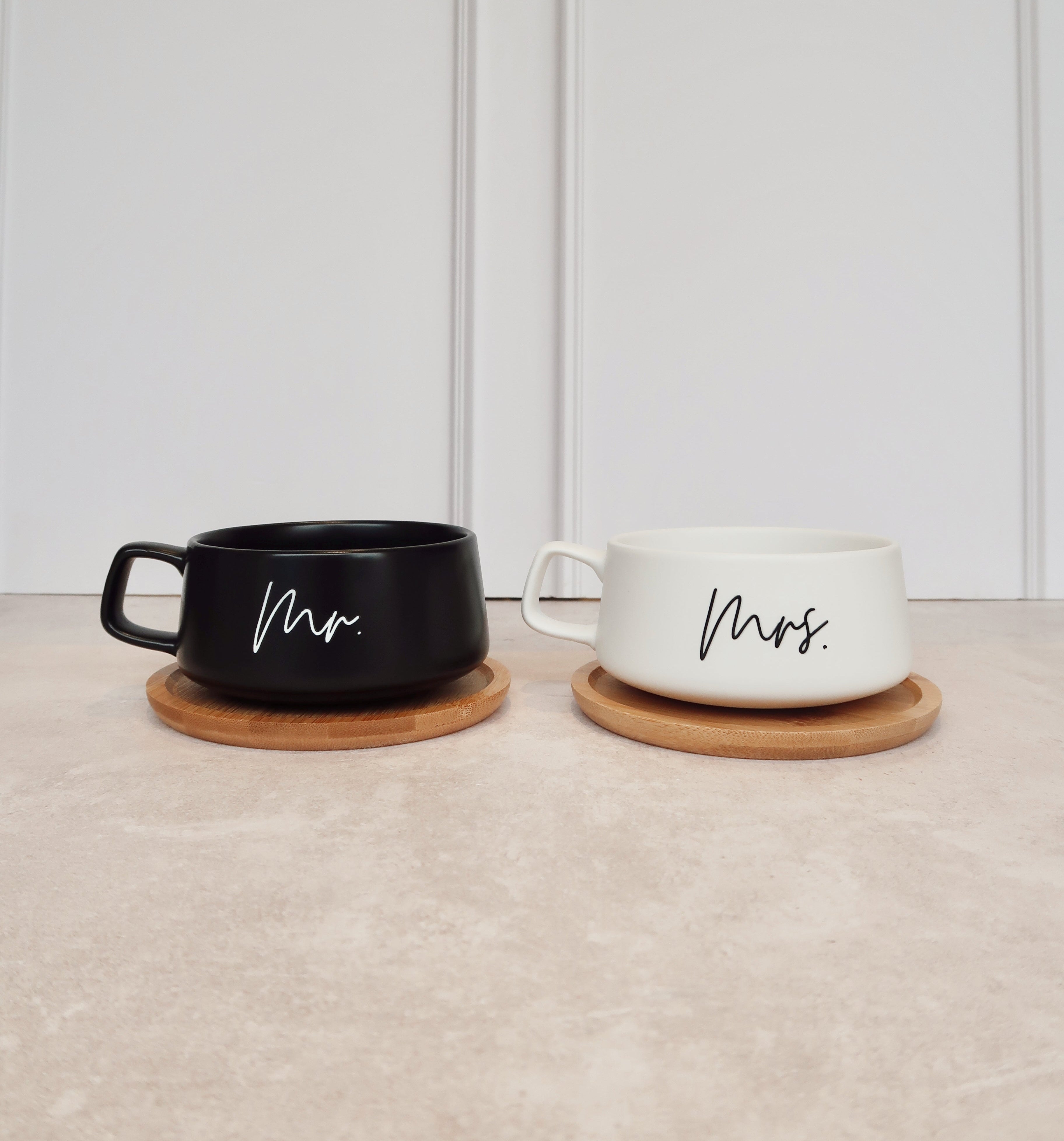 Tazas Mrs. y Mr. — Set
