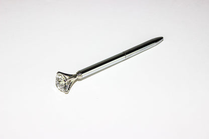 pluma para escribir | Wedding day | Bride Thru