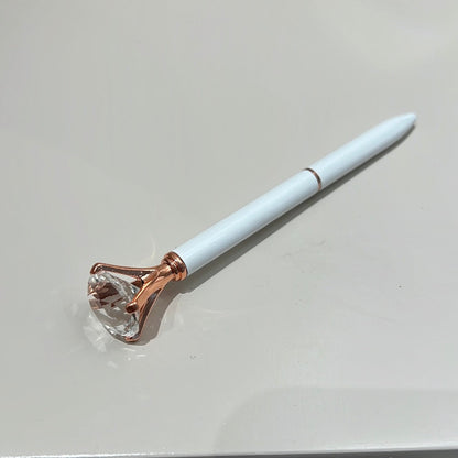 pluma para escribir | Wedding day | Bride Thru