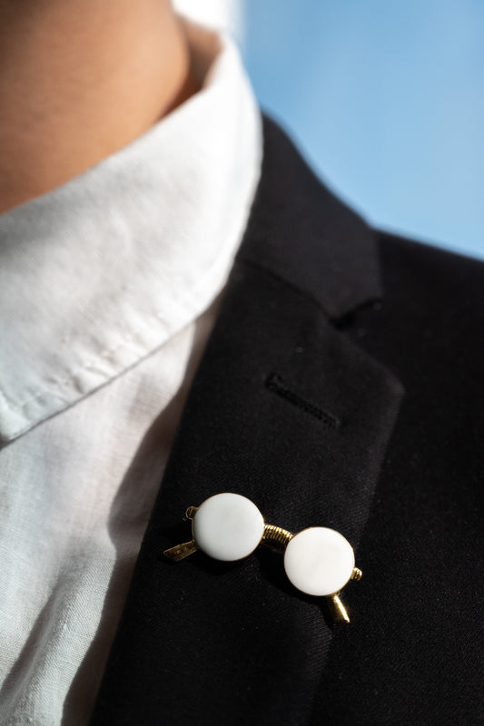 Pin Boutonniere "Lentes Blancos"